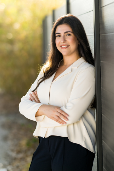 nona zamiri headshot bio